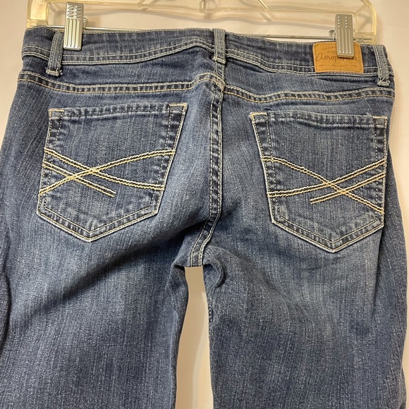 Women's Blue Jeans - Picture 5 of 9